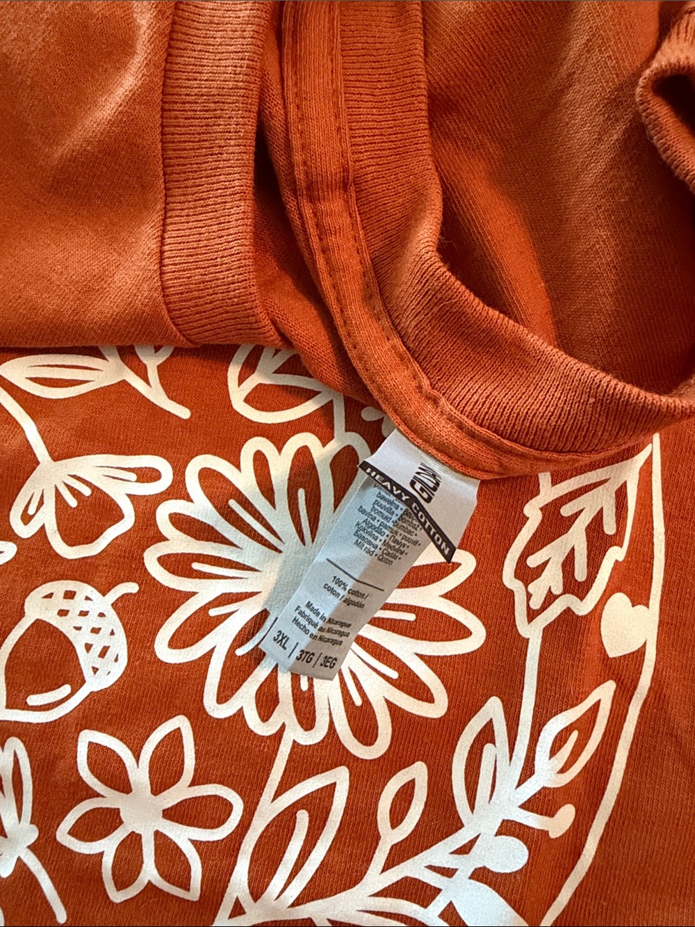 Gildan Orange Short-Sleeve Tee with White Floral Pumpkin Graphic size 3X - Picture 2 of 2